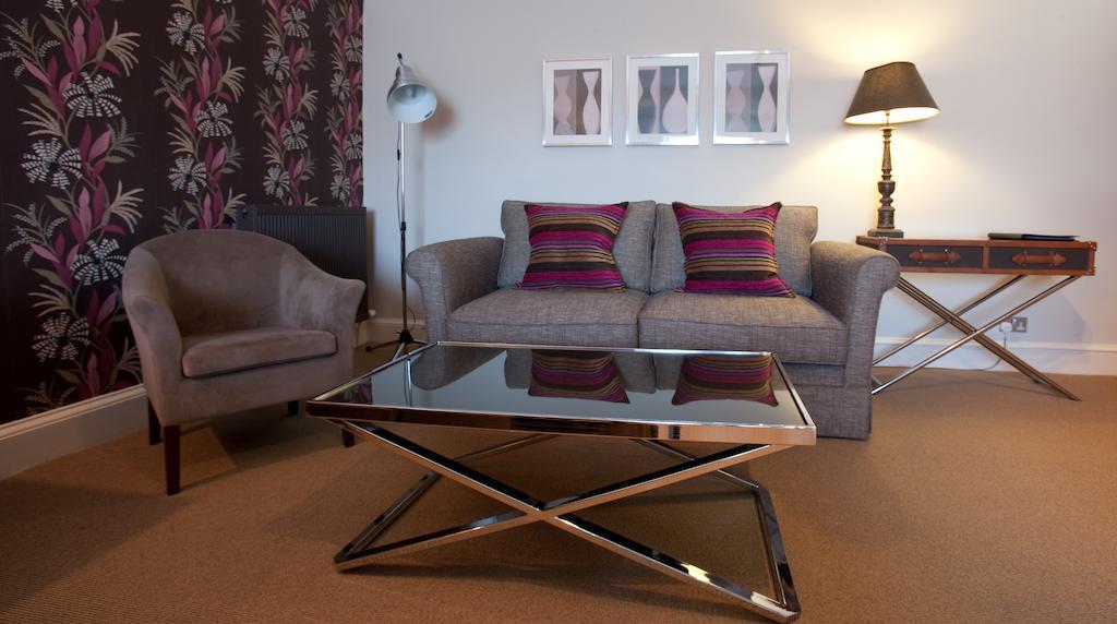 The Townhouse Hotel Melrose Room photo