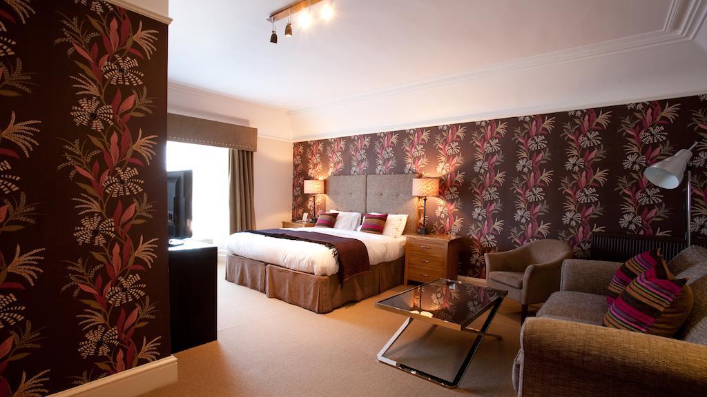 The Townhouse Hotel Melrose Room photo